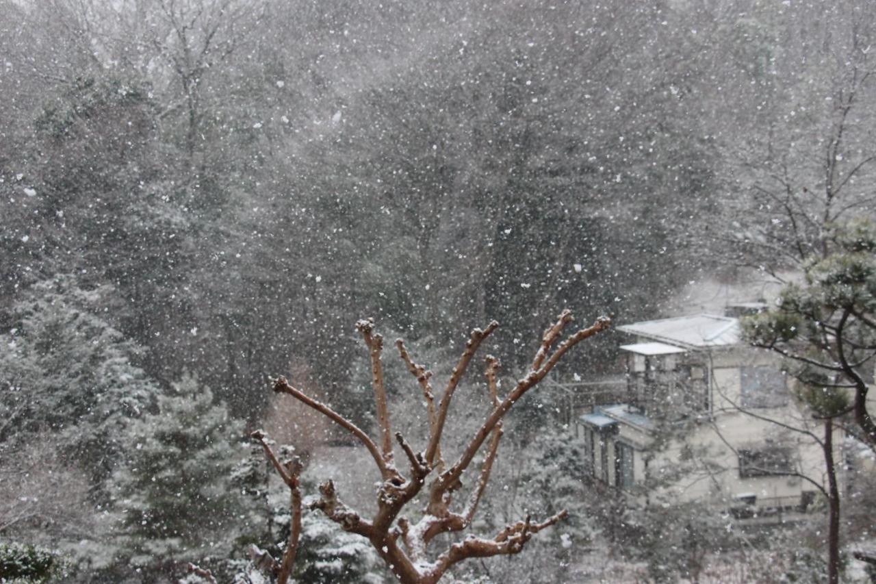 ホテル 皎月山荘 八王子市 エクステリア 写真